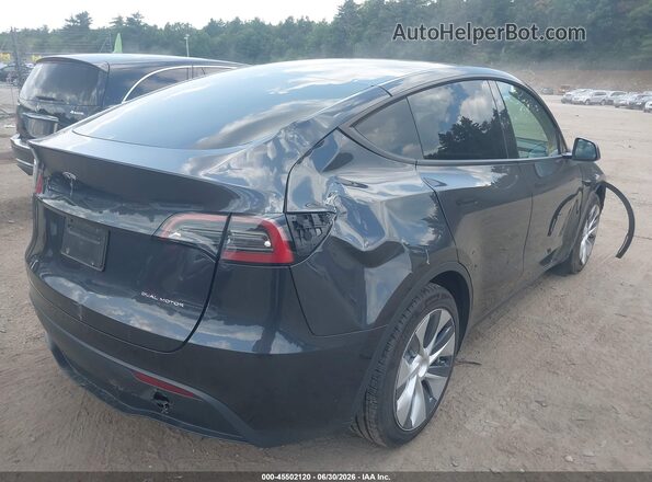 7SAYGAEE2RF002827 2024 TESLA MODEL Y Gray 