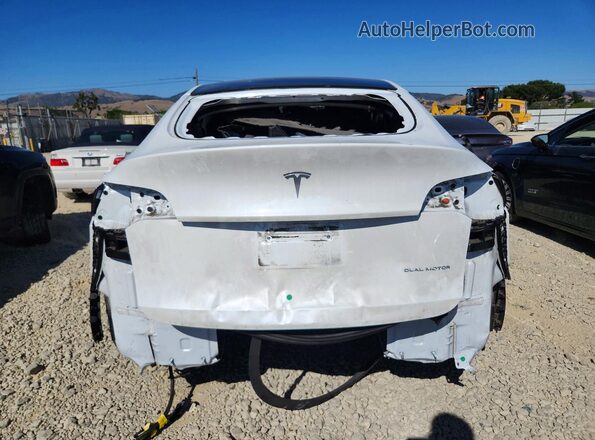 7SAYGAEE2RF008613 2024 TESLA MODEL White უკანა ხედი