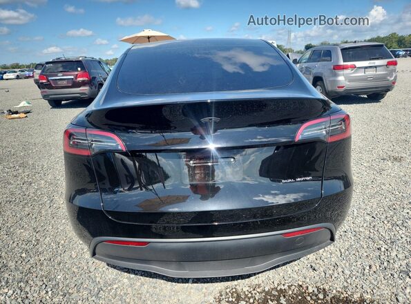 7SAYGAEE2RF064423 2024 TESLA MODEL Black უკანა ხედი