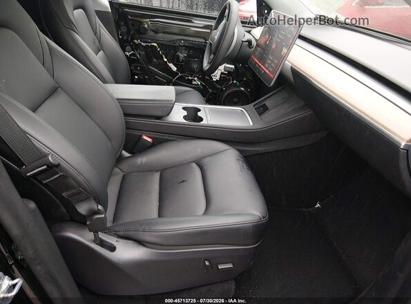 7SAYGAEE2RF151478 2024 TESLA MODEL Y Black Սալոնի դիմացի տեսք