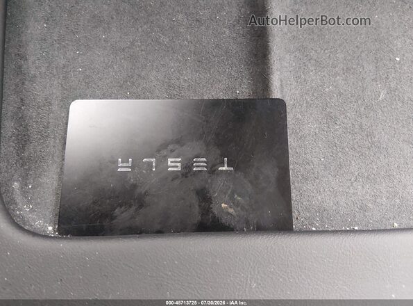 7SAYGAEE2RF151478 2024 TESLA MODEL Y Black Առջևի վահանակի տեսք
