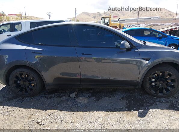 7SAYGAEE3PF902486 2023 TESLA MODEL Y Gray Widok zestawu wskaźników