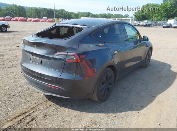 7SAYGAEE4RF108681 2024 TESLA MODEL Y Gray Tył prawy