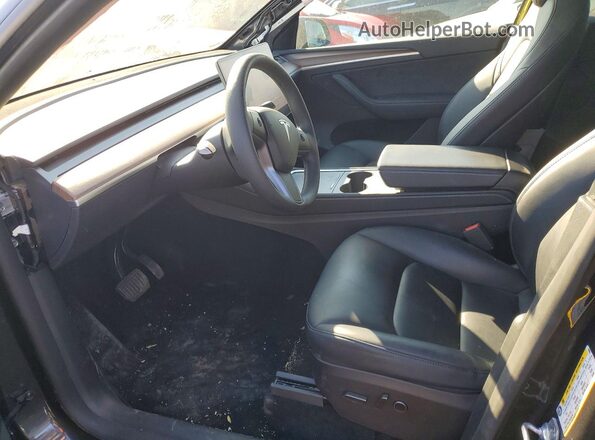 7SAYGAEE4RF199967 2024 TESLA MODEL Gray Widok wnętrza z przodu
