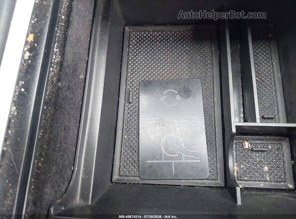 7SAYGAEE5NF377881 2022 TESLA MODEL Y White წინა პანელის ხედი