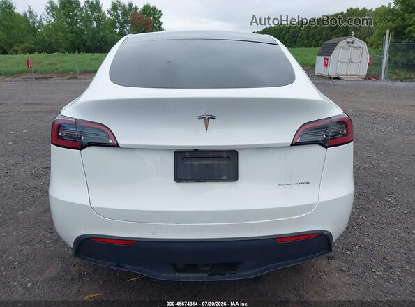 7SAYGAEE5NF377881 2022 TESLA MODEL Y White 