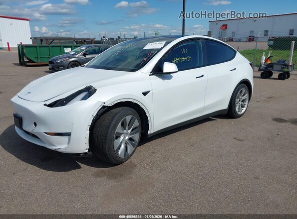 7SAYGAEE5PF629549 2023 TESLA MODEL Y White წინა მარცხენა ხედი სამი მეოთხედიდან