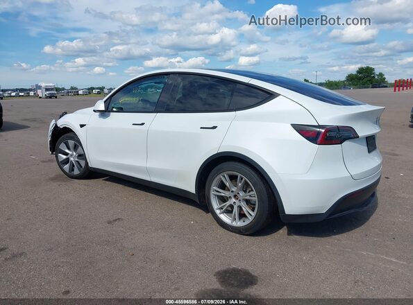 7SAYGAEE5PF629549 2023 TESLA MODEL Y White სალონის 360-გრადუსიანი ხედი
