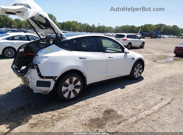 7SAYGAEE5PF703083 2023 TESLA MODEL Y White Հետևի աջ