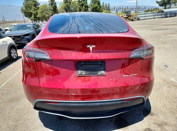 7SAYGAEE5RF015930 2024 TESLA MODEL Red უკანა ხედი