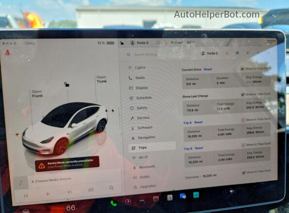 7SAYGAEE5RF182904 2024 TESLA MODEL White ხელსაწყოთა პანელის ხედი
