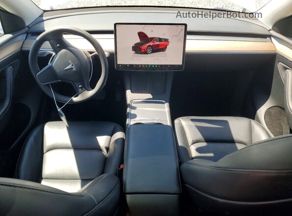 7SAYGAEE5RF994669 2024 TESLA MODEL Белый Вид панели приборов