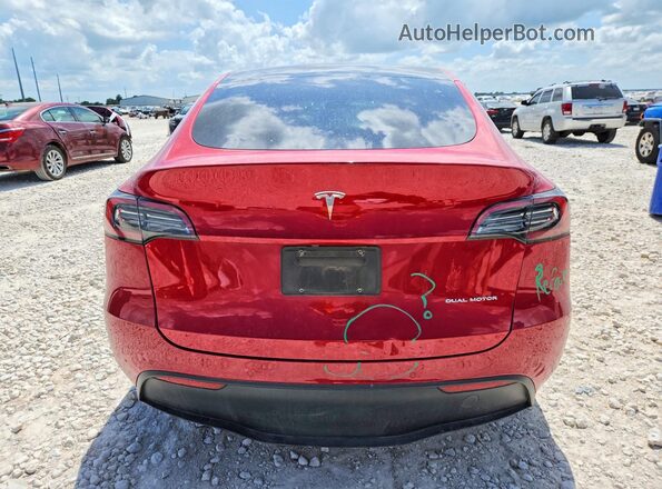 7SAYGAEE6NF350835 2022 TESLA MODEL Red Вид ззаду