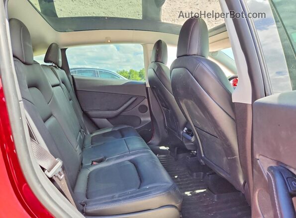 7SAYGAEE6NF350835 2022 TESLA MODEL Red Вид задніх сидінь
