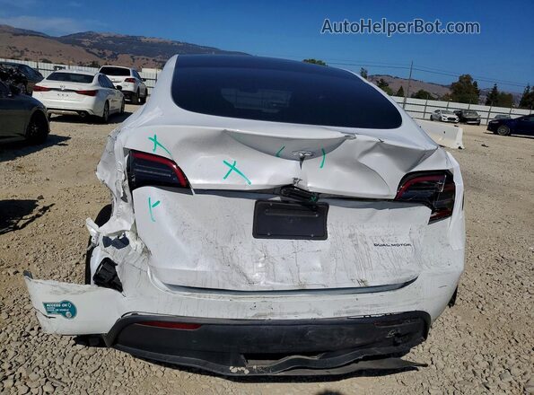 7SAYGAEE6RF206692 2024 TESLA MODEL White Rear view