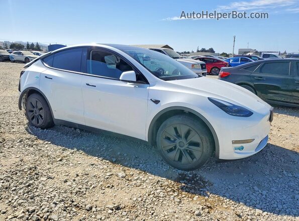 7SAYGAEE6RF206692 2024 TESLA MODEL White Front right