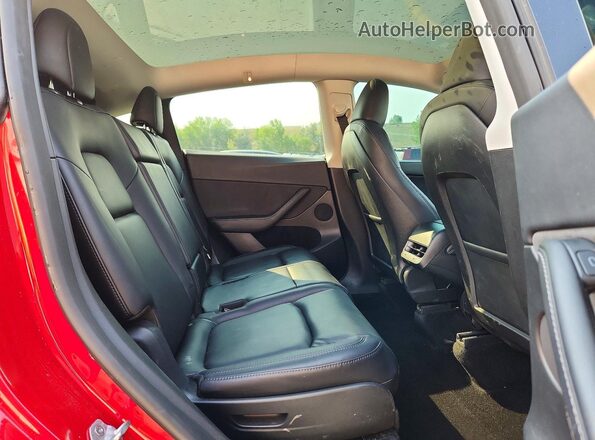 7SAYGAEE7PF866818 2023 TESLA MODEL Red Вид задніх сидінь