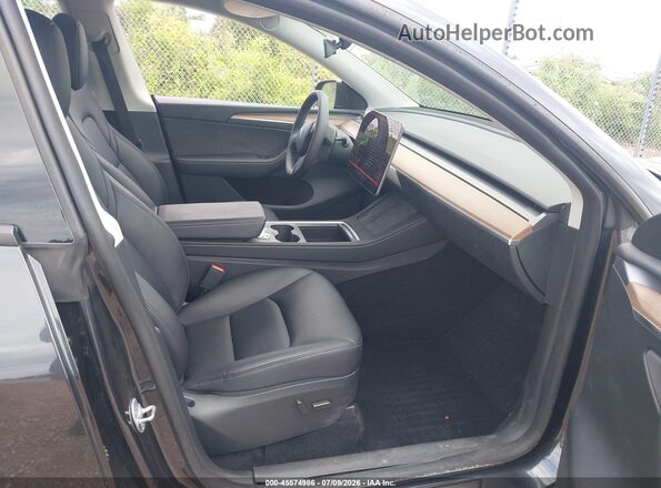 7SAYGAEE7RF200674 2024 TESLA MODEL Y Gray Vista interior delantera