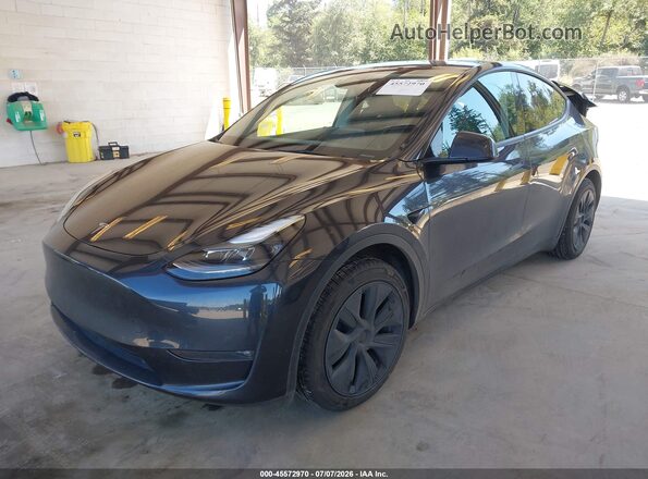 7SAYGAEE8RF170164 2024 TESLA MODEL Y Gray Przód lewy