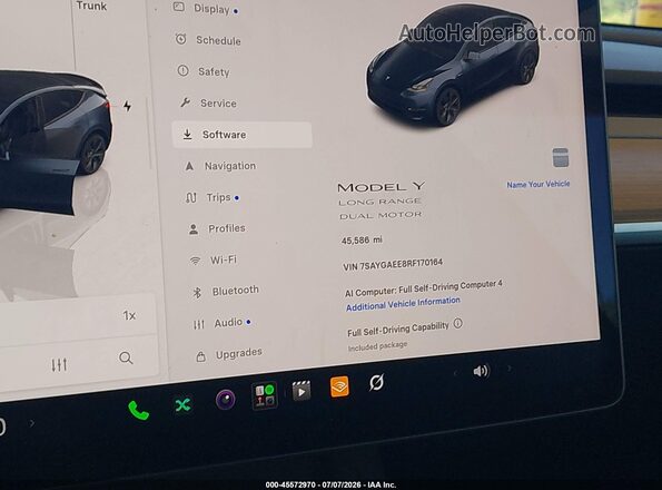 7SAYGAEE8RF170164 2024 TESLA MODEL Y Gray Widok tylnych siedzeń