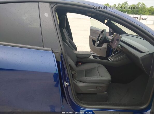 7SAYGAEE8TF628454 2026 TESLA MODEL Y Синий Вид салона спереди
