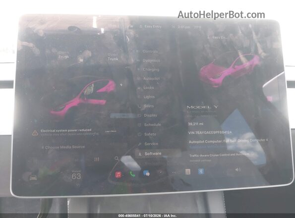 7SAYGAEE9PF884124 2023 TESLA MODEL Y White Widok tylnych siedzeń