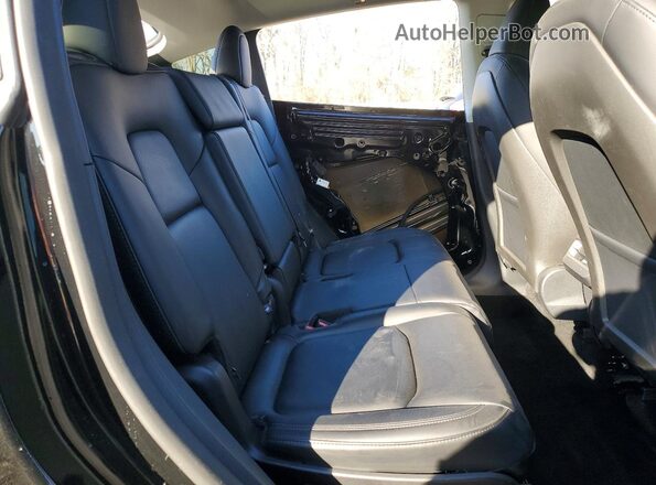 7SAYGAEE9RF207206 2024 TESLA MODEL Black Widok tylnych siedzeń