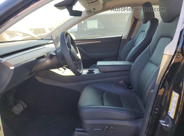 7SAYGAEE9RF207206 2024 TESLA MODEL Black Widok wnętrza z przodu