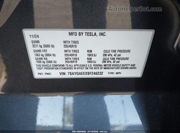 7SAYGAEEXSF246232 2025 TESLA MODEL Y Gray Widok komory silnika