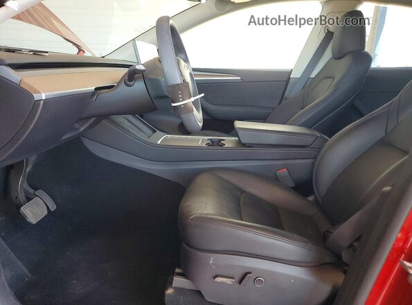 7SAYGDED0SF280026 2025 TESLA MODEL Красный Вид салона спереди