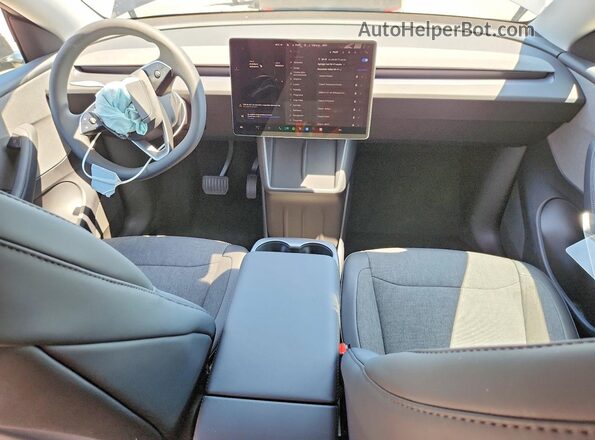 7SAYGDED0TA603277 2026 TESLA MODEL Gray Dashboard view