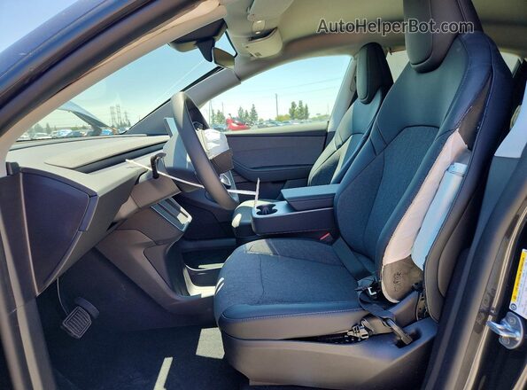 7SAYGDED0TA603277 2026 TESLA MODEL Gray Front interior view