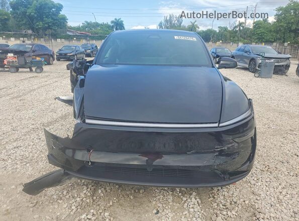 7SAYGDED0TA655752 2026 TESLA MODEL Черный Вид спереди