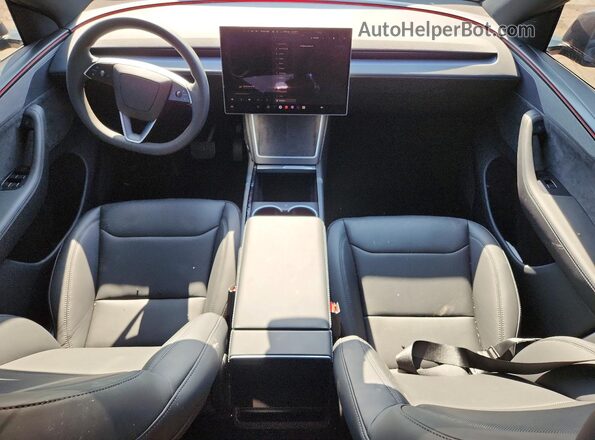 7SAYGDED0TF616579 2026 TESLA MODEL Gray Vista del salpicadero