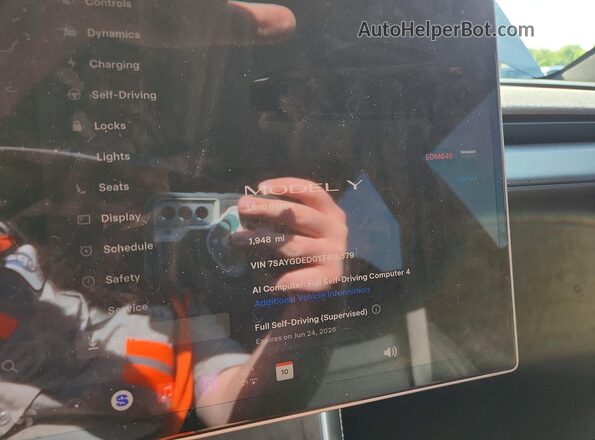 7SAYGDED0TF616579 2026 TESLA MODEL Gray Vista del cuadro de instrumentos