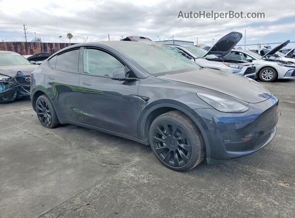 7SAYGDED1RF008207 2024 TESLA MODEL Gray Front right