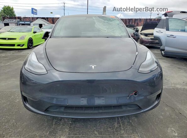7SAYGDED1RF008207 2024 TESLA MODEL Gray Front view