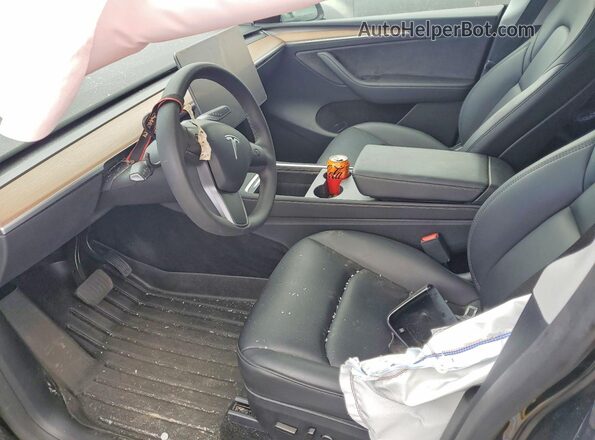 7SAYGDED1RF008207 2024 TESLA MODEL Gray Front interior view