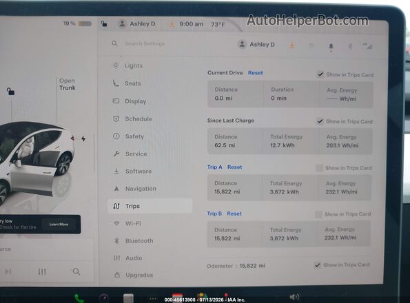 7SAYGDED1RF011396 2024 TESLA MODEL Y White Հետևի նստատեղերի տեսք