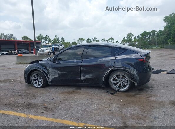 7SAYGDED1RF038517 2024 TESLA MODEL Y Серый Вид щитка приборов