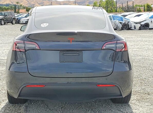7SAYGDED1RF117797 2024 TESLA MODEL Charcoal უკანა ხედი