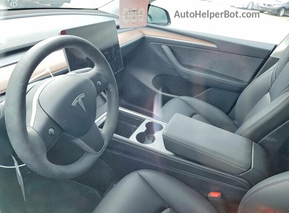 7SAYGDED1SF278317 2025 TESLA MODEL Gray Vista del salpicadero