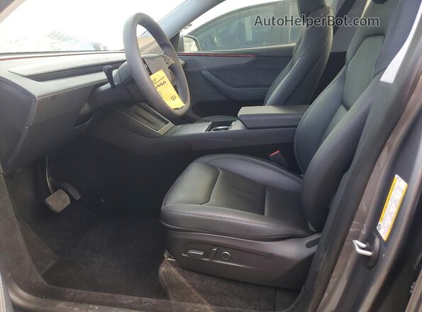 7SAYGDED1TA430045 2026 TESLA MODEL Gray Vista interior delantera