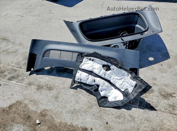 7SAYGDED1TA430045 2026 TESLA MODEL Gray Vista de la etiqueta del VIN