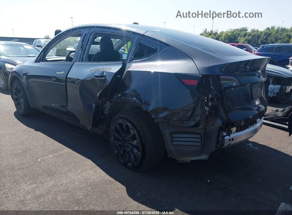 7SAYGDED2RF091906 2024 TESLA MODEL Y Серый Вид спереди