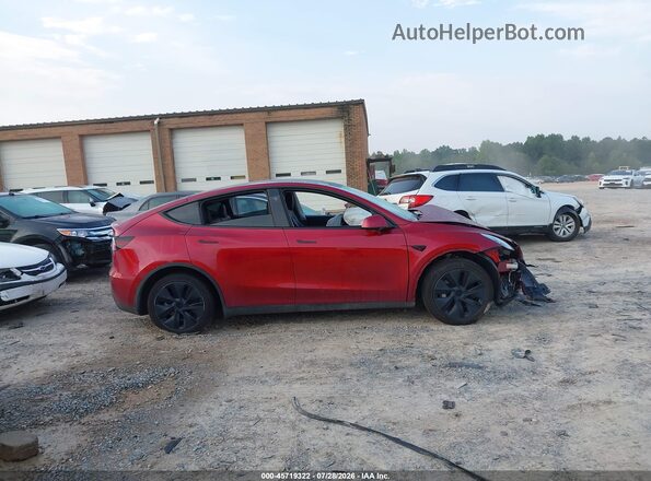 7SAYGDED2RF110387 2024 TESLA MODEL Y Red Սալոնի հետևի տեսք