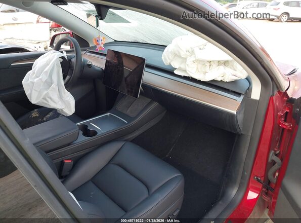 7SAYGDED2RF110387 2024 TESLA MODEL Y Red Սալոնի դիմացի տեսք