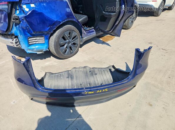 7SAYGDED2RF155667 2024 TESLA MODEL Blue Widok komory silnika