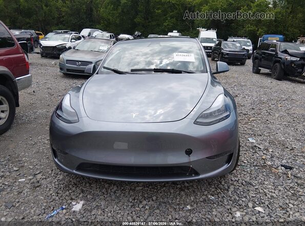 7SAYGDED2SA372543 2025 TESLA MODEL Y Серебряный Вид щитка приборов
