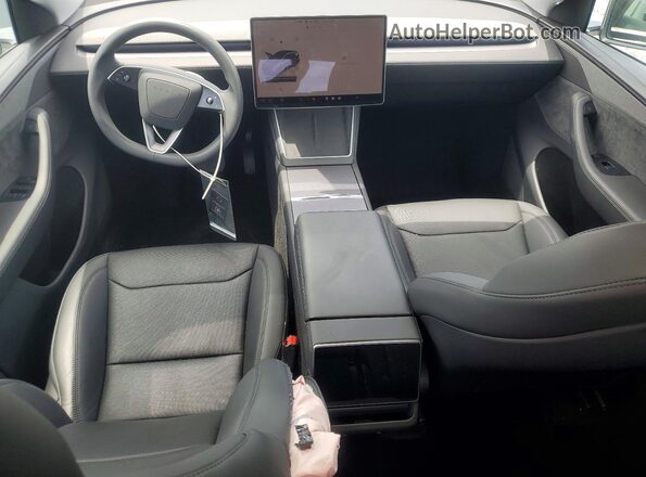 7SAYGDED2TF525166 2026 TESLA MODEL Charcoal Dashboard view